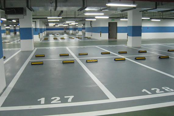 車庫地坪