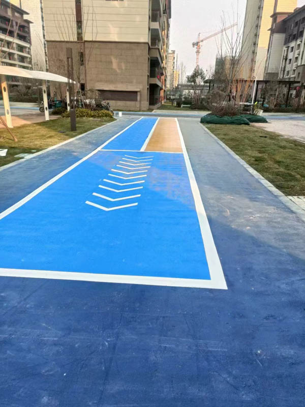 瀝青路面改色